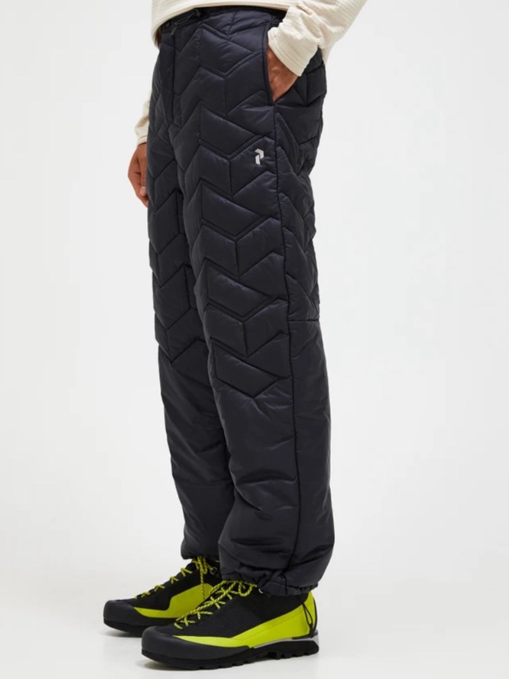 NWT Peak Performance black Elevate insulated quilted water resistant ski pants